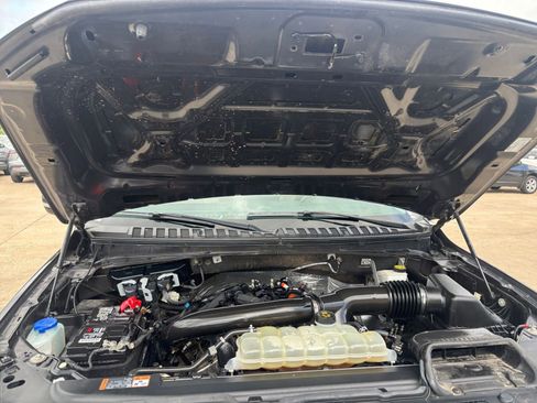 Used 2024 Ford Expedition Limited AWD/4WD image 35