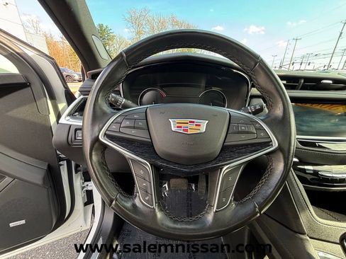 Used 2023 Cadillac XT5 Premium Luxury AWD/4WD image 8