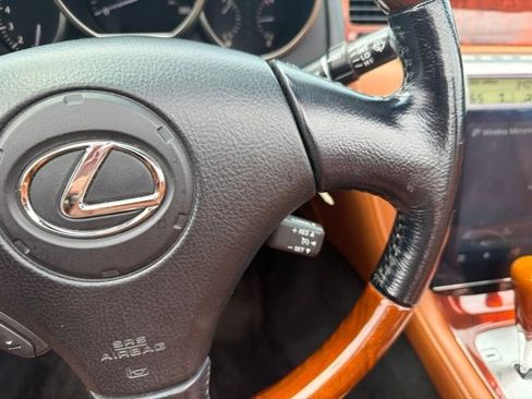 Used 2007 Lexus SC 430 Convertible RWD image 20