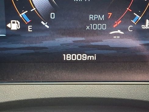 Used 2026 Chevrolet Traverse LT AWD/4WD image 20