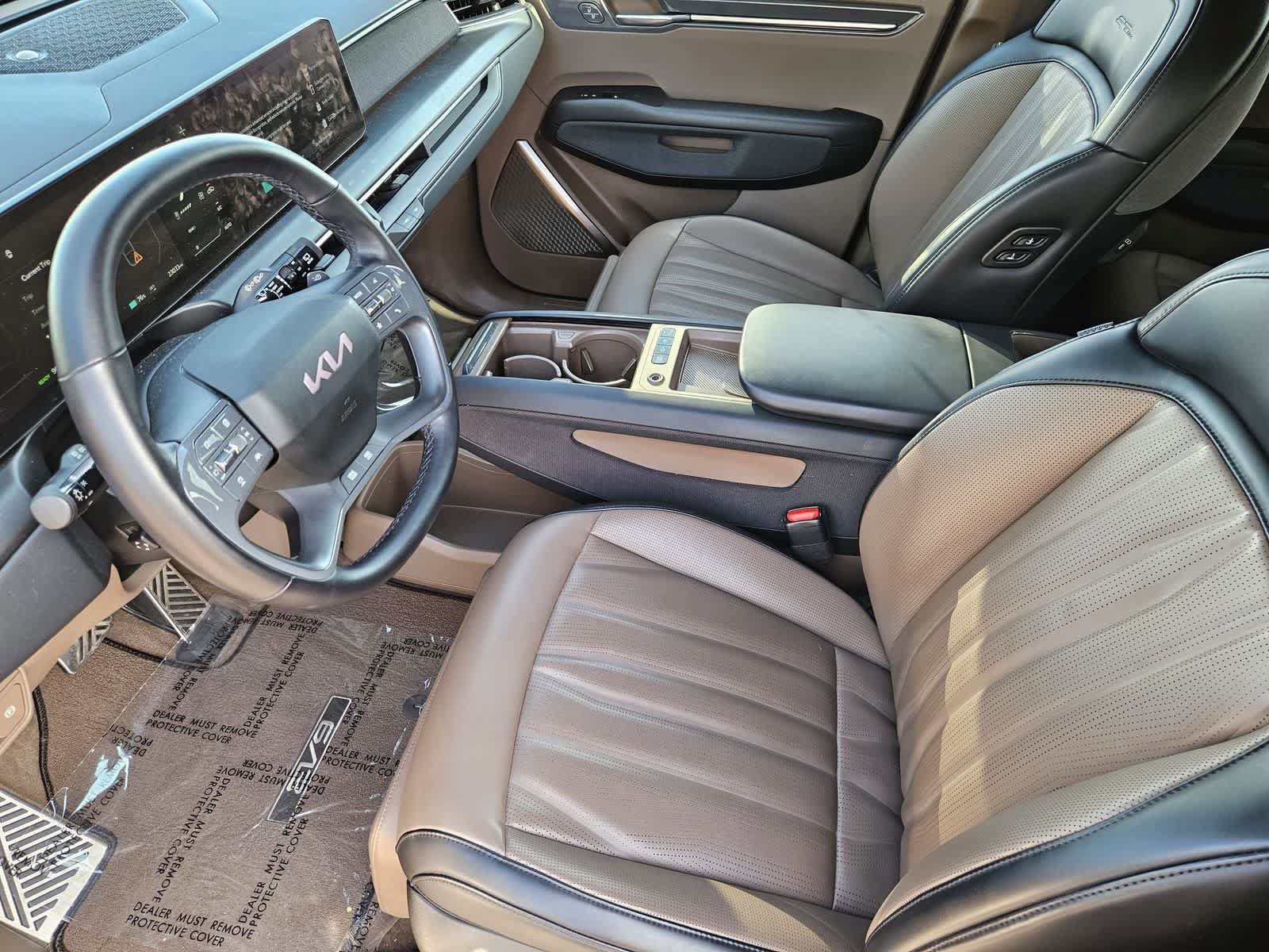 Certified 2024 Kia EV9 GT-Line AWD/4WD image 2