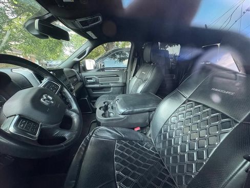 Used 2022 RAM 3500 Laramie w/ Night Edition AWD/4WD image 8