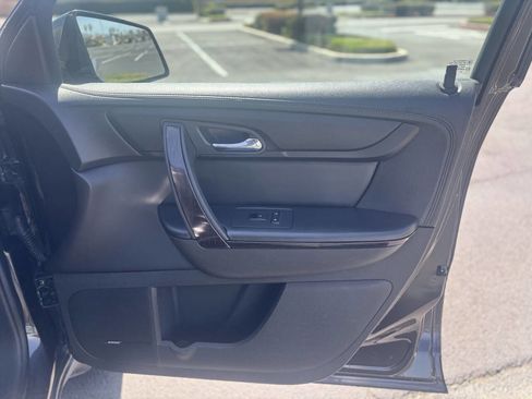 Used 2016 Chevrolet Traverse LTZ image 14