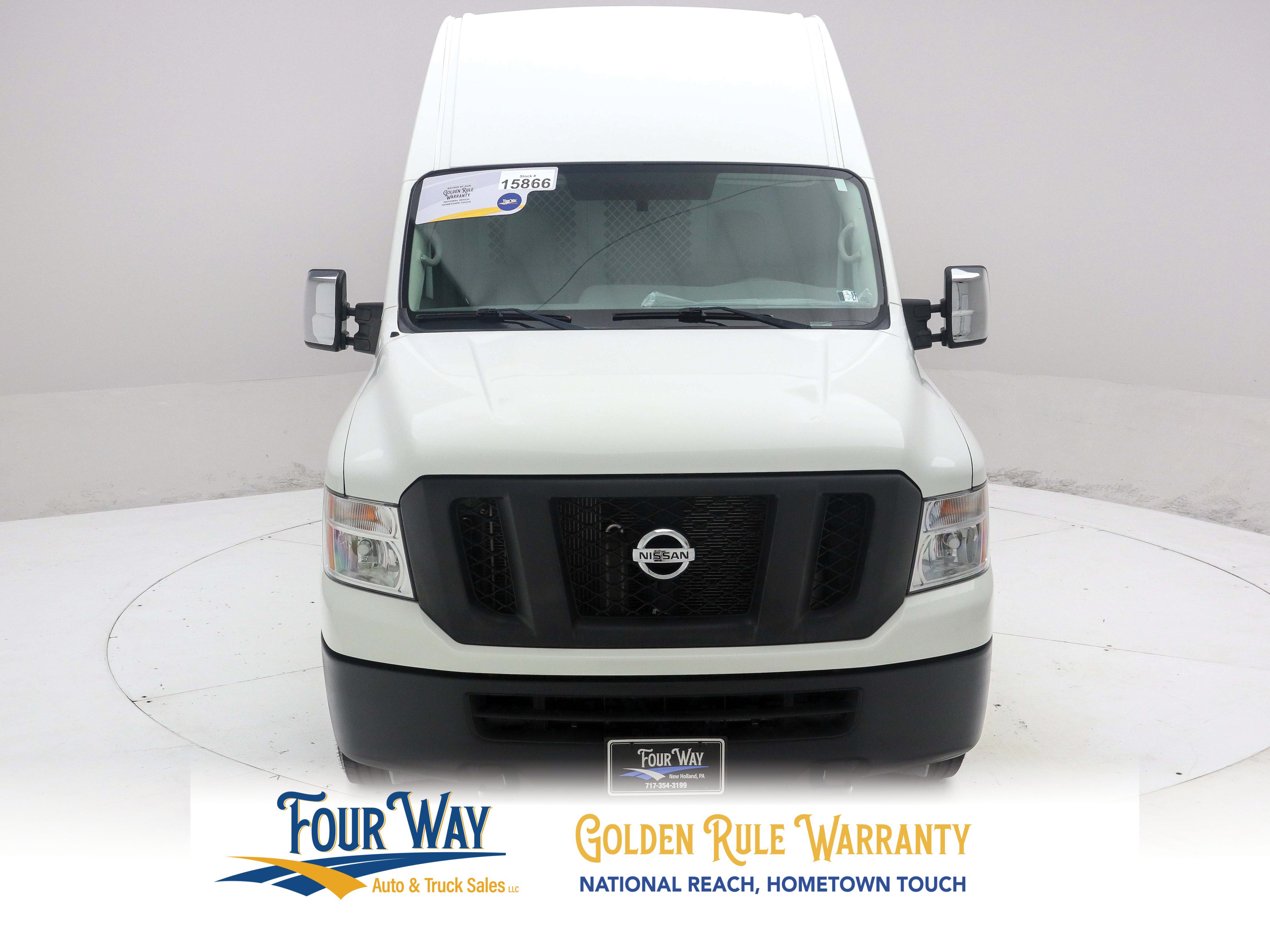 Used 2019 Nissan NV 3500 SV w/ Navigation Package RWD image 9