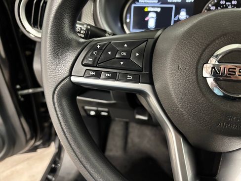 Used 2019 Nissan Kicks SV image 21