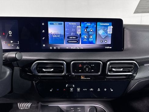 New 2026 Nissan Sentra SV FWD image 13