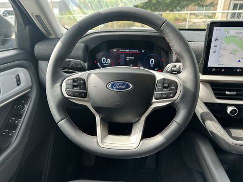 Used 2026 Ford Explorer Active AWD/4WD image 20