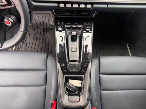 Certified 2026 Porsche 911 Carrera 4S AWD/4WD image 21
