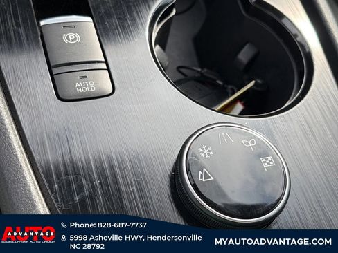 Used 2024 Nissan Rogue S AWD/4WD image 17