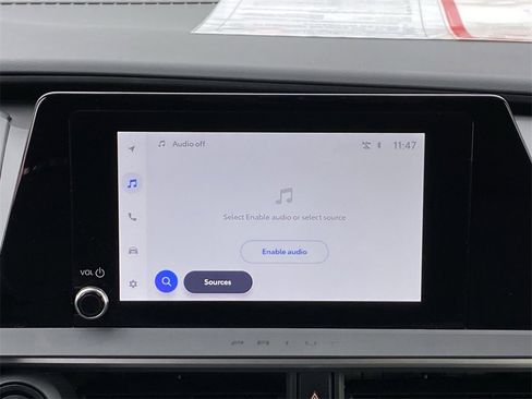 Certified 2025 Toyota Prius LE image 27