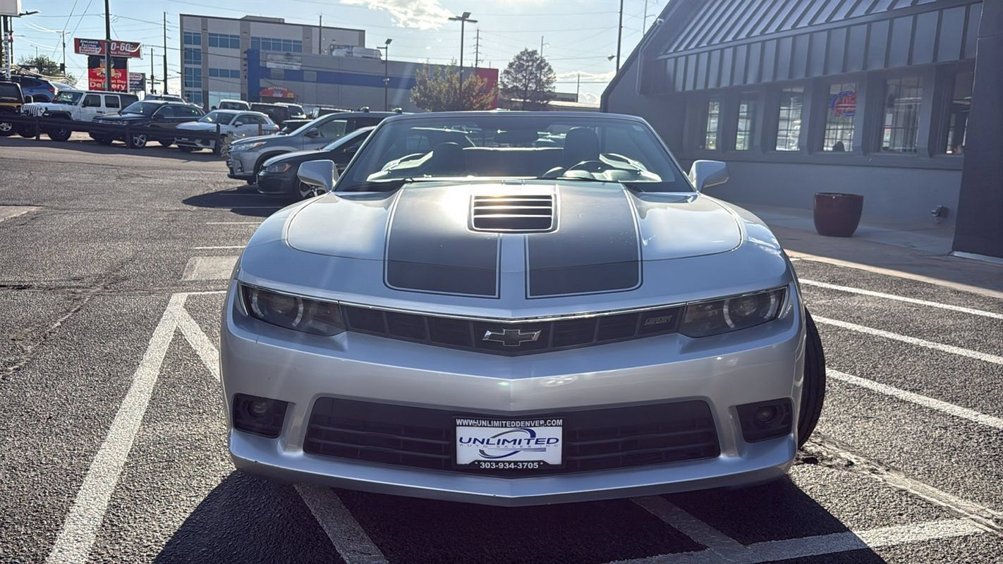 Used 2015 Chevrolet Camaro SS w/ RS Package RWD image 16