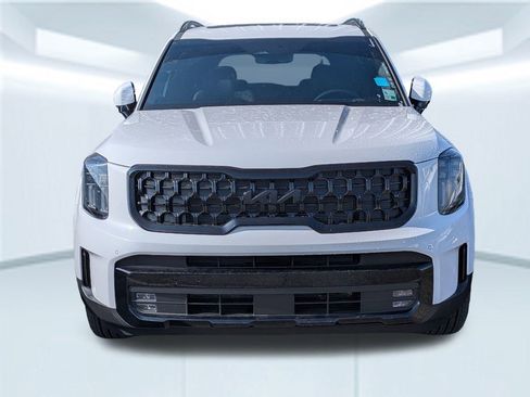 Used 2025 Kia Telluride SX Prestige X-Line image 2
