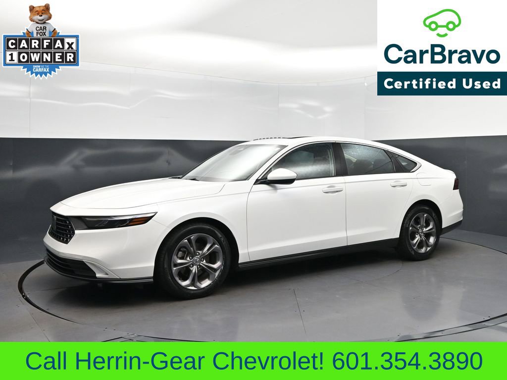 Used 2024 Honda Accord EX image 3