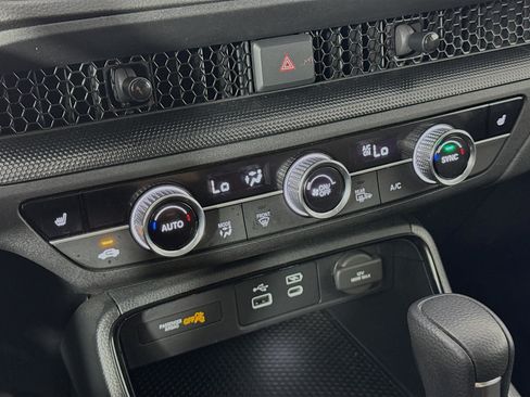 Certified 2024 Honda CR-V EX image 15