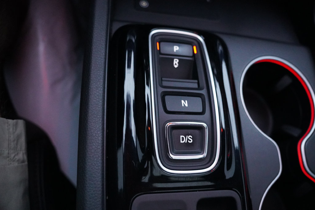 Used 2025 Honda Pilot Black Edition image 35