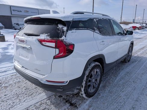 Used 2023 GMC Terrain SLT w/ Tech Package image 7