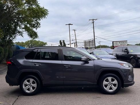 Used 2020 Toyota RAV4 XLE w/ Convenience Package AWD/4WD image 7