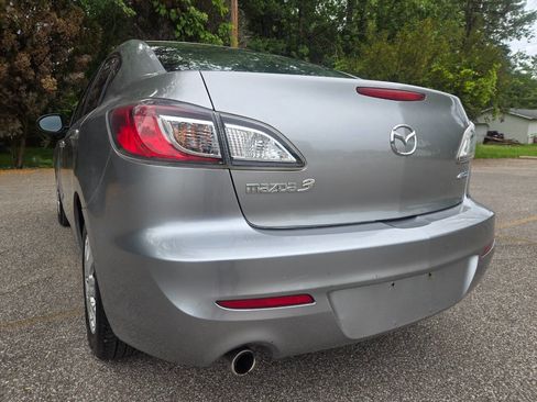 Used 2013 MAZDA MAZDA3 i Touring FWD image 7
