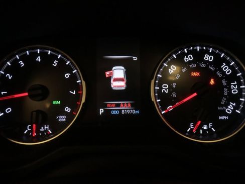 Used 2021 Toyota RAV4 XLE w/ Convenience Package FWD image 38