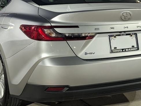Used 2025 Toyota Camry LE FWD image 8