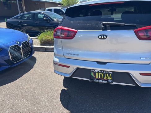 Used 2018 Kia Niro Touring image 19