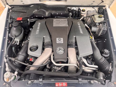 Used 2016 Mercedes-Benz G 63 AMG 4MATIC image 9