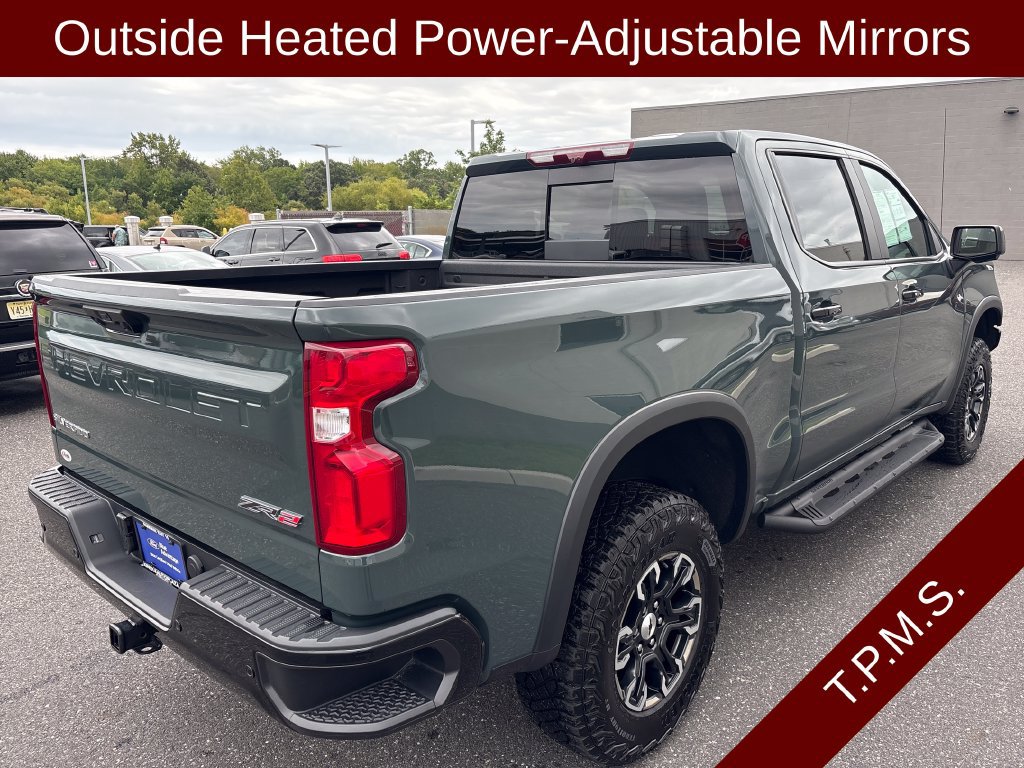 Used 2025 Chevrolet Silverado 1500 ZR2 w/ Technology Package AWD/4WD image 30