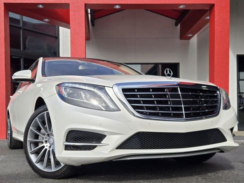 Used 2017 Mercedes-Benz S 550 Sedan image 12