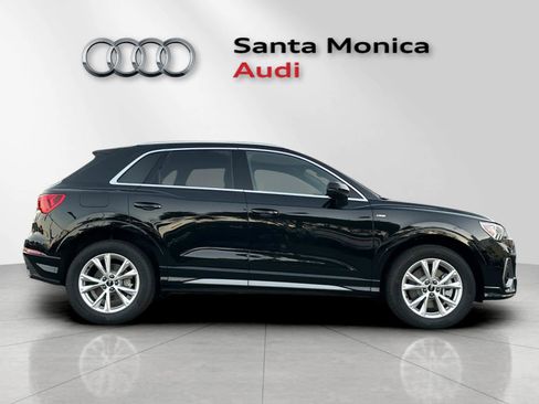 New 2025 Audi Q3 2.0T Premium image 8