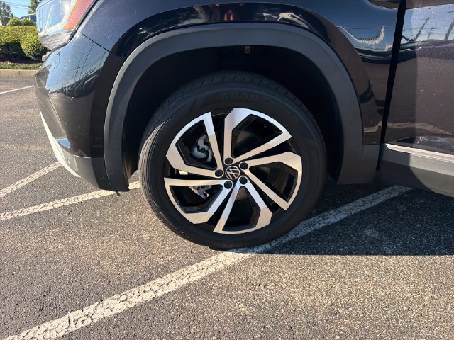 Certified 2023 Volkswagen Atlas SEL AWD/4WD image 15