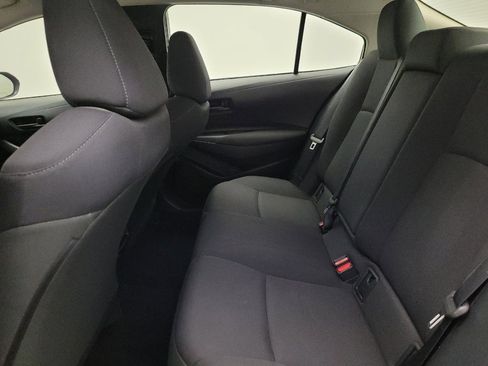 Used 2022 Toyota Corolla LE FWD image 18