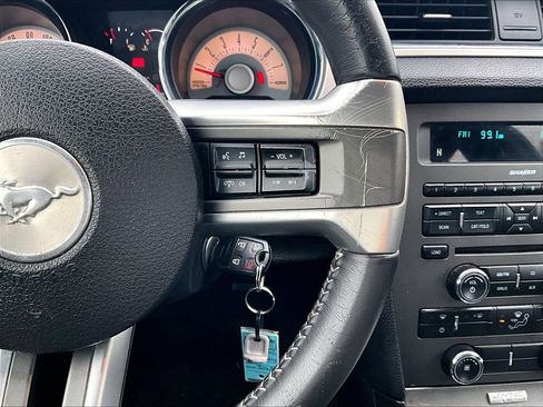 Used 2012 Ford Mustang Premium image 16
