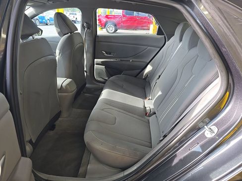 Used 2023 Hyundai Elantra SEL w/ Convenience Package FWD image 14