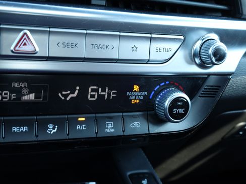 Used 2021 Kia Telluride SX w/ SX Prestige Package image 27