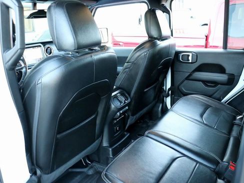 Used 2023 Jeep Wrangler Unlimited Sahara w/ Cold Weather Group image 24