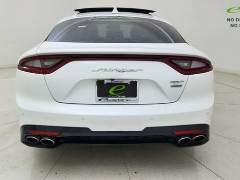 Used 2020 Kia Stinger GT2 AWD/4WD image 5