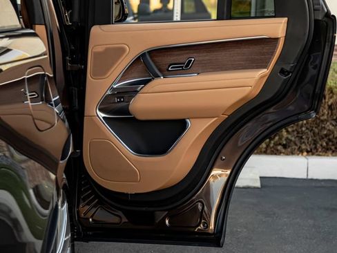 New 2026 Land Rover Range Rover SE AWD/4WD image 31