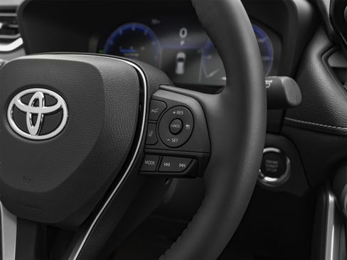 Used 2023 Toyota RAV4 LE FWD image 52