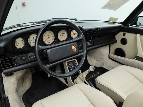 Used 1989 Porsche 911 Turbo RWD image 44