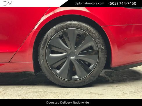 Used 2022 Tesla Model S Standard Range image 39