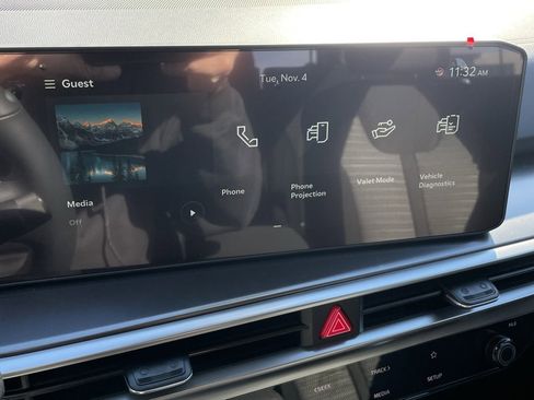 New 2026 Kia Sorento LX image 13