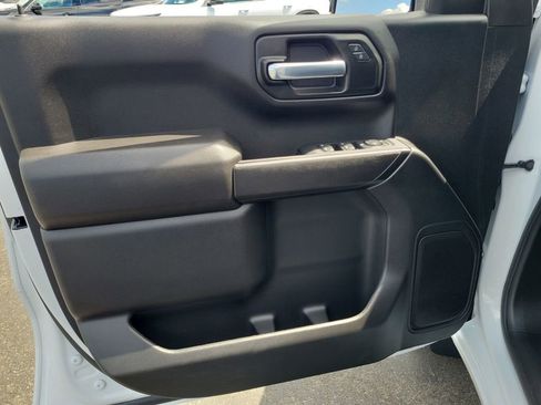 Used 2026 Chevrolet Silverado 1500 Custom image 21