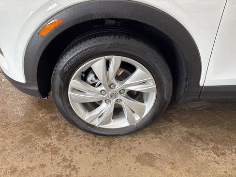 Used 2024 Buick Encore GX Preferred w/ Comfort Package FWD image 11