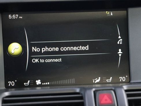 Used 2017 Volvo XC60 T6 Dynamic w/ Climate Package AWD/4WD image 28