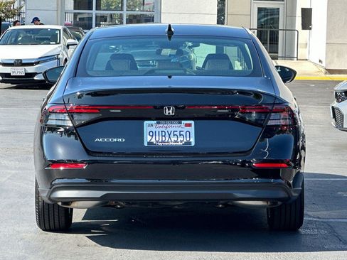 Certified 2025 Honda Accord LX image 4