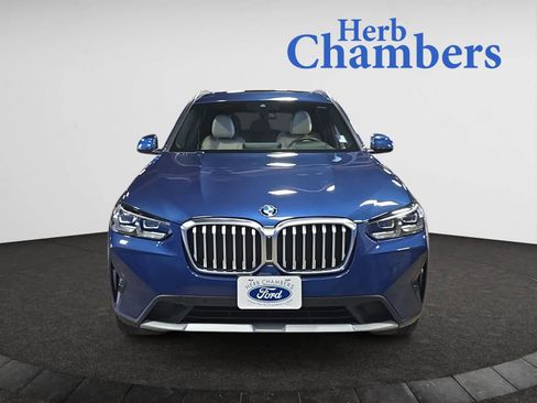 Used 2022 BMW X3 xDrive30i w/ Premium Package image 2