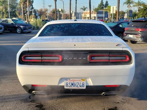 Used 2020 Dodge Challenger SXT image 17