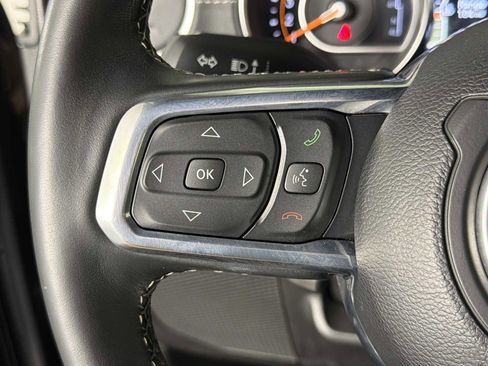 Used 2022 Jeep Wrangler Unlimited Sahara w/ Cold Weather Group image 28