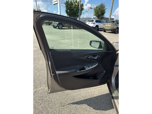 Used 2023 Chevrolet Malibu LT w/ Driver Confidence Package FWD image 25