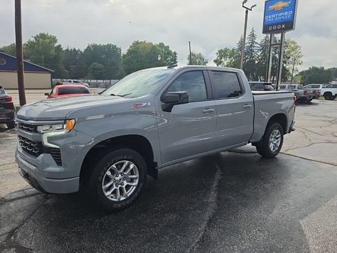 Certified 2024 Chevrolet Silverado 1500 RST w/ Z71 Off-Road Package AWD/4WD image 3
